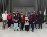 Alunos do curso técnico em Serviços Públicos da UAB visitam Câmara de Apucarana