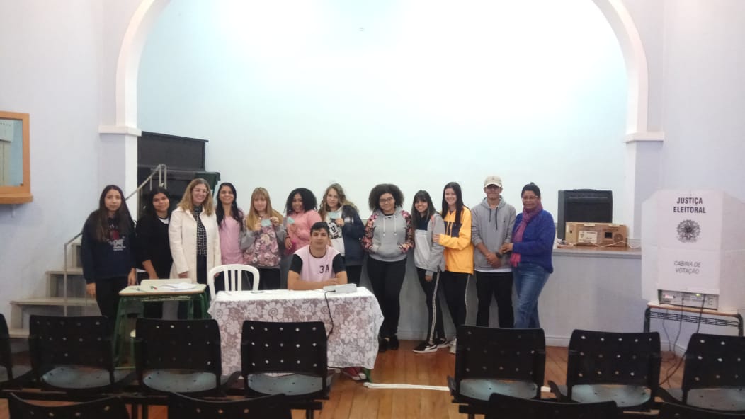Alunos do Parlamento Jovem 2019 participam de debates 