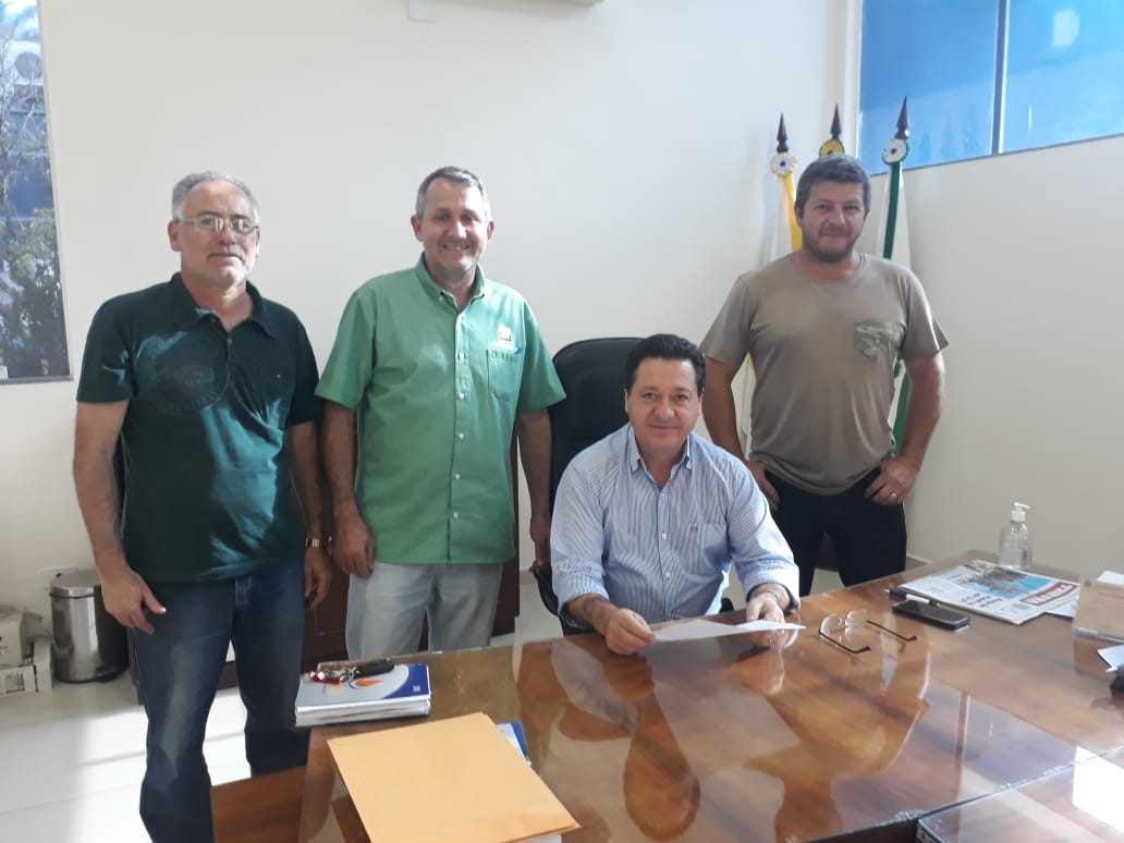Bertoli recebe organizadores da 37ª Festa dos Motoristas de Pirapó