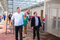 Beto Preto e Bertoli visitam obras em Apucarana