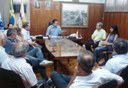Café da manhã reúne vereadores e membros da ACIA na Câmara