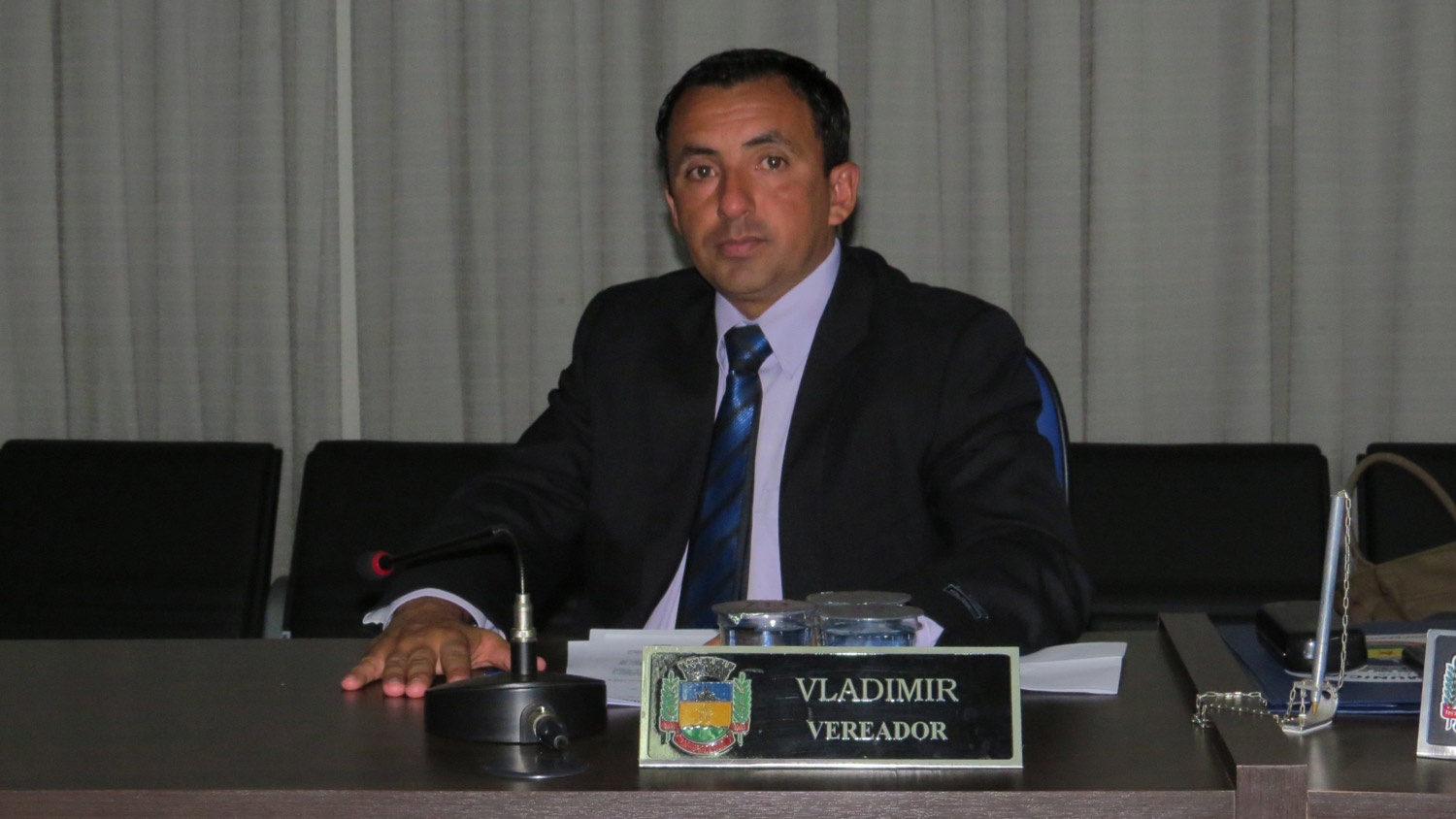 Câmara aprova projeto que determina exibição de vídeos educativos em eventos