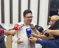 Câmara de Apucarana aprova projeto ‘Banco Rosa’ contra assédio em ônibus