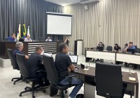Câmara de Apucarana aprova projeto de lei que valoriza assistentes infantis 