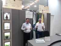  Câmara de Apucarana assina contrato com a CEF ampliando prazo para pagamento de consignado aos servidores