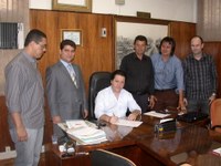 Câmara de Apucarana assina termo aderindo à nova fase do Interlegis