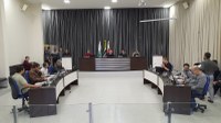 Câmara de Apucarana, em Sessões Extraordinárias, aprova aumento de abono a servidores municipais