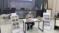 Câmara de Apucarana sedia lançamento do livro do Padre Almeida