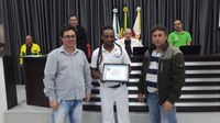 Câmara entrega Moção de Aplausos a Associação de Capoeira Mestre Nelson Ventania