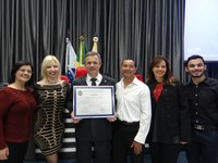 Câmara Municipal entrega Diploma de Méritos em Tarefas Comunitárias a Rádio Água Viva