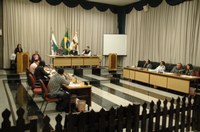 Câmara questiona “inchaço” na Prefeitura de Apucarana
