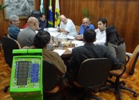 Câmara questiona legalidade de parquímetro em Apucarana