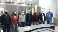 Câmara recebe a visita de vereadores de Mandaguaçu