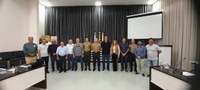 Câmara recebe o Comandante do 30º BIMec, Flábio Machado, na comemoração aos 374 anos do Exército Brasileiro