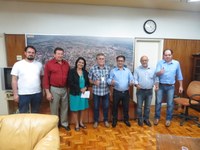 Chefe Regional do IAP visita Câmara de Apucarana 