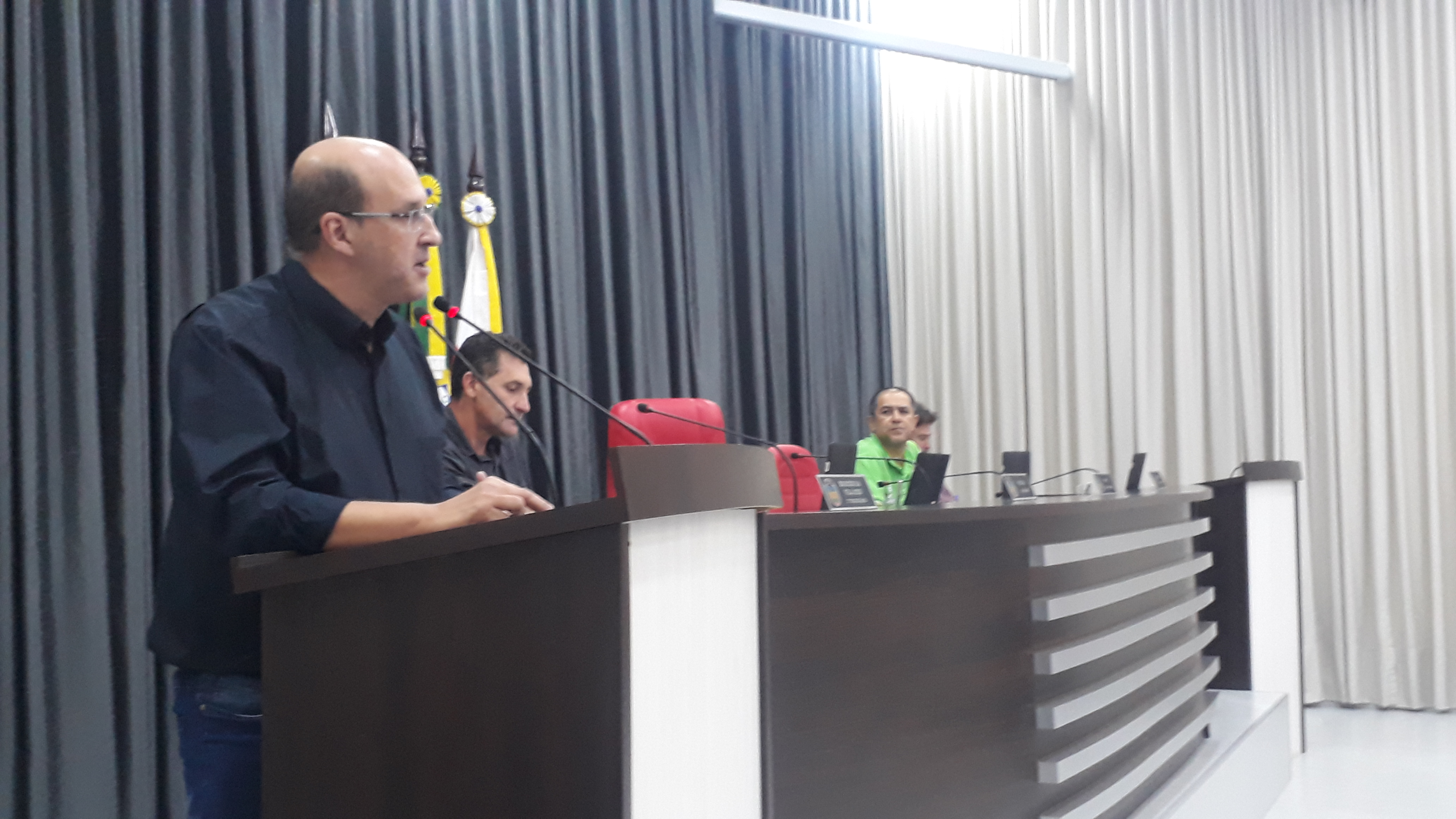 Durante Sessão Ordinária, Molina anuncia devolução de recursos/sobras do Legislativo ao Executivo