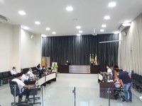 Em sessão ordinária, Câmara de Apucarana aprova 28 projetos de lei e requerimento