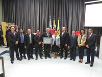 Empresário artístico Rubens de Oliveira recebe título de Cidadão Honorário de Apucarana