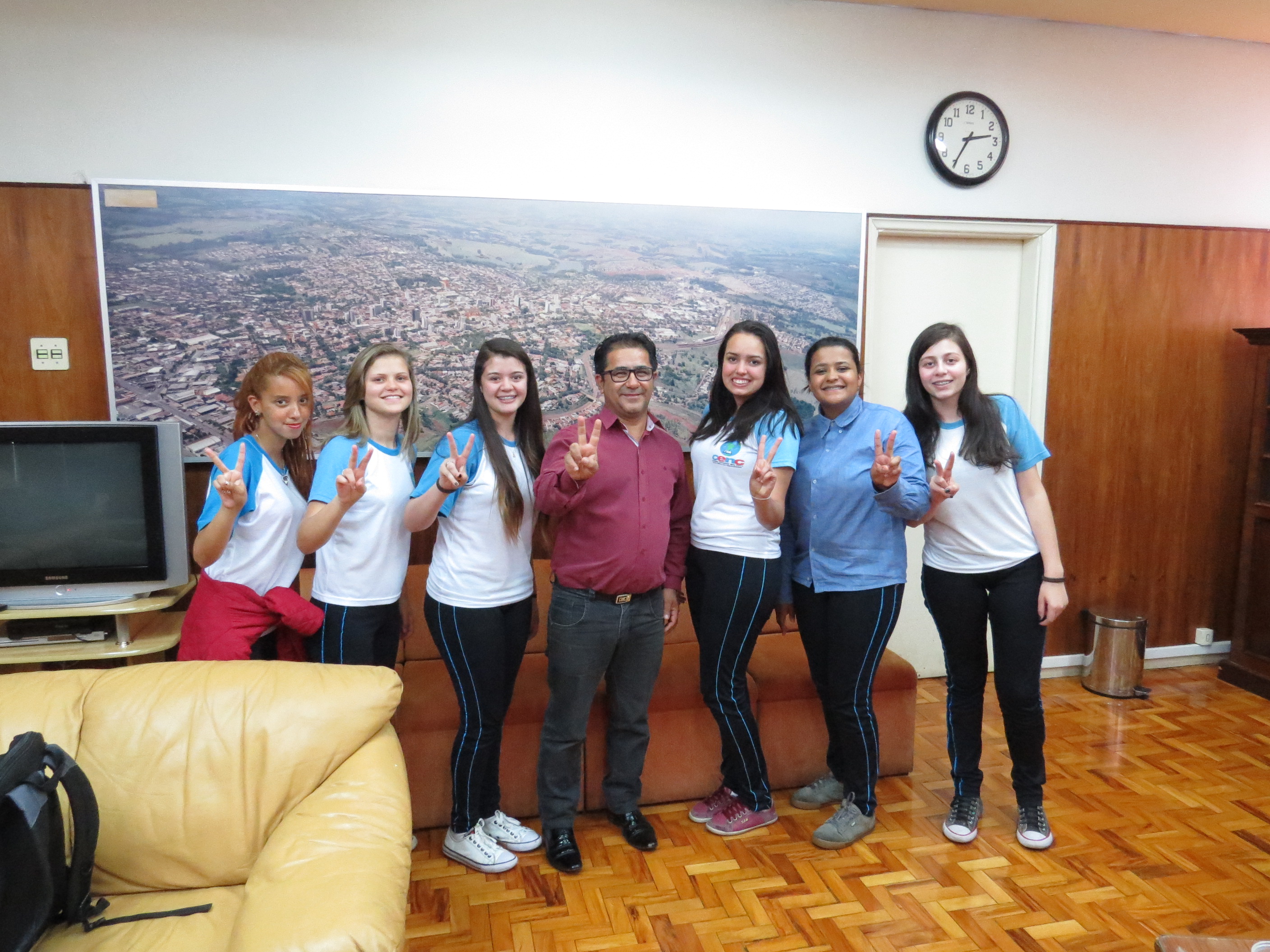 Estudantes visitam a Câmara de vereadores de Apucarana