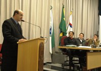 Luciano Molina toma posse no lugar de Telma Reis