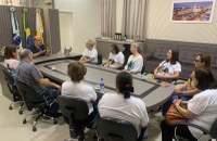 Movimento Rosário Perpétuo visita Câmara de Apucarana 