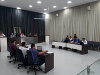 Outubro inicia com a realização de Sessão Ordinária na Câmara de Apucarana