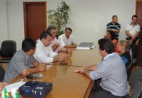 Prefeito e vereadores recebem o deputado Edson Praczyk