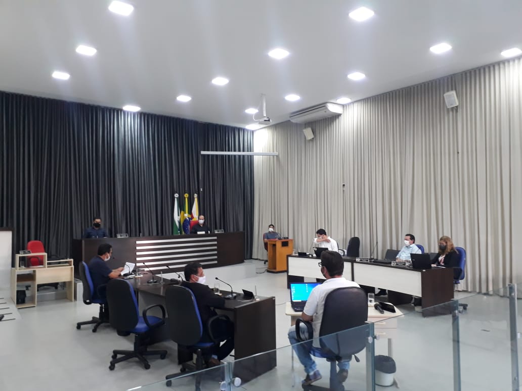 Sessões da Câmara Municipal de Apucarana retornam após o recesso parlamentar, mas sem a presença de público