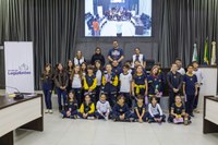Um dia na Câmara: alunos da Escola Nossa Senhora da Alegria visitam Legislativo