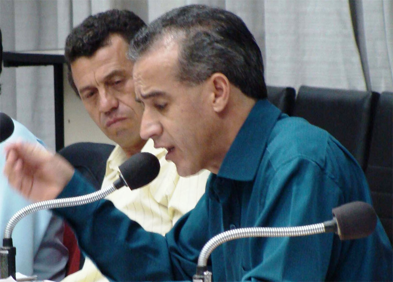 Val quer emenda para 11 vereadores em Apucarana
