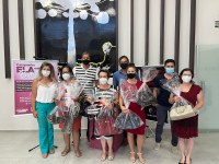 Vereadora Jossuela recebe bolsas para a Campanha “Ela mais Bonita”