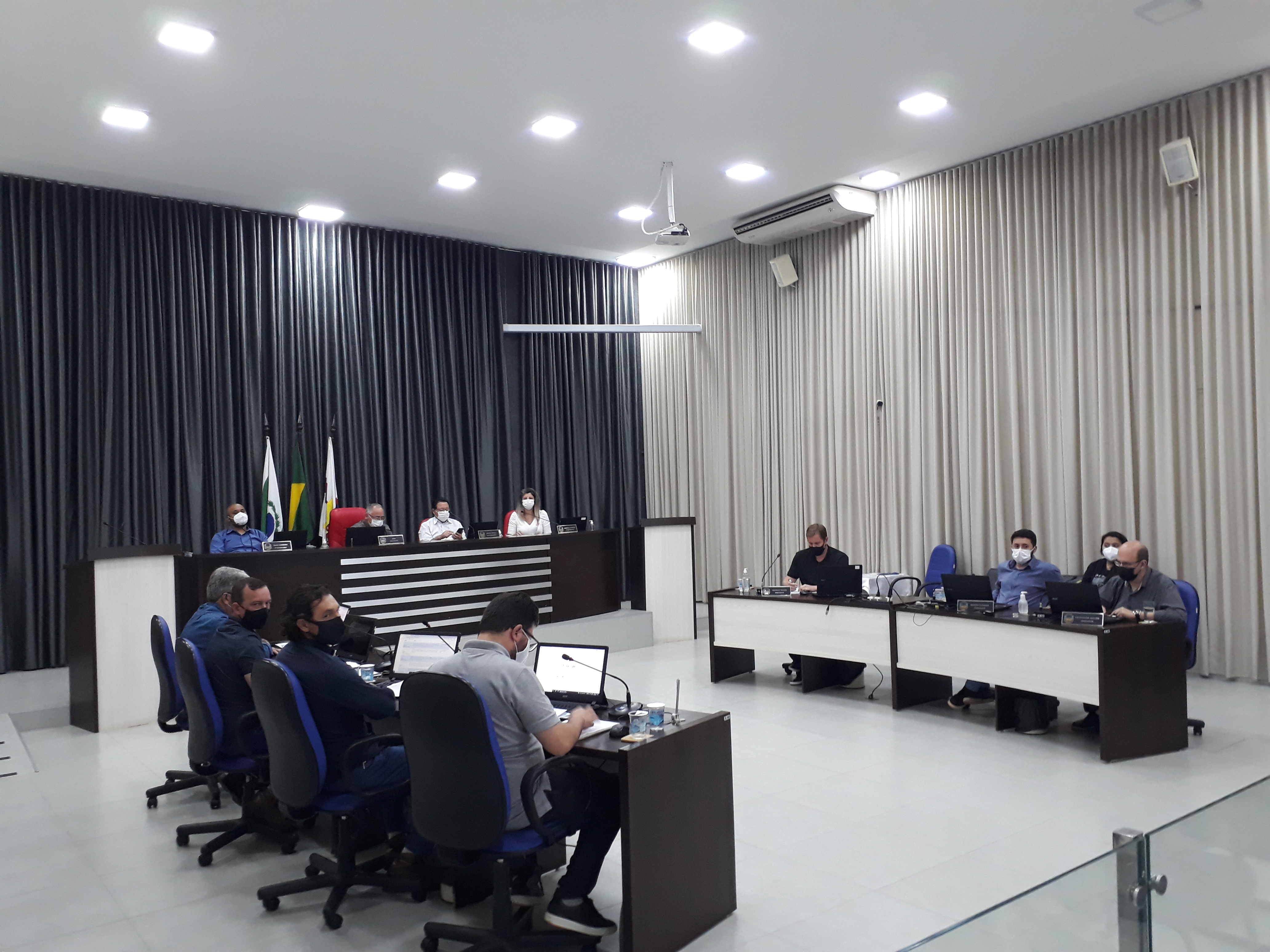 Vereadores se reúnem em Sessão Ordinária