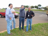 Viapar e empresários buscam solução para pedestres