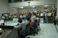 Votação do Estatuto dos Servidores volta ao início